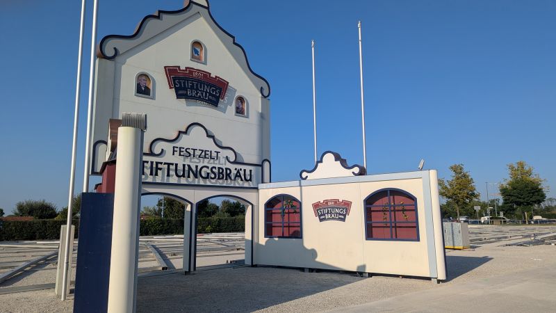 Fischer's Stiftungszelt Zeltbau
