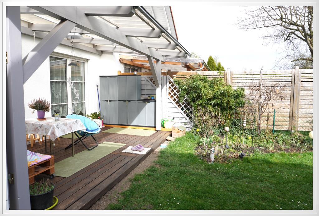 Terrasse mit Garten