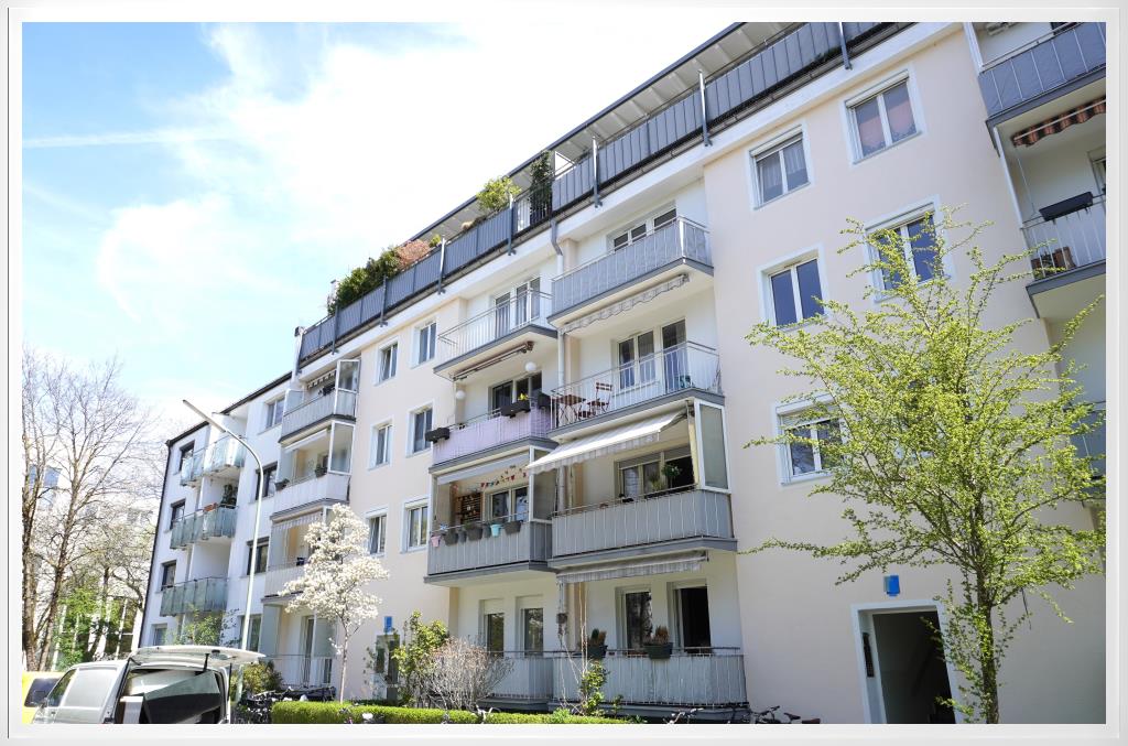 Teilweise mit Balkon