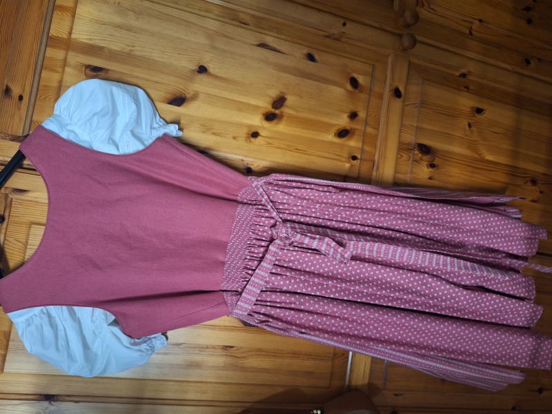 Dirndl