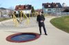 Oberbürgermeister Max Gotz auf dem zentralen Spielplatz im „Poststadl“ (Foto: Stadt Erding)