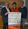 Die neuen Bezirksvorsitzenden Wolfgang Reiter (links) und seine Stellvertreter Rosa Maria Reindl aus Glonn und Adrian Heim aus Dachau.