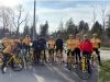 Quelle: Team Rynkeby - Erste Trainingsausfahrt mit einem Teil des Teams auf den neuen, gelben Bianchi Bikes und der Teamkleidung. Trotz sonnigem Wetter, war es dennoch äußert kalt