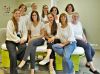 Die Hebammen in der Geburtshilfe am Klinikum Landkreis Erding: vorne v.l. Marlen Braun, Julia Neumeier, Dana Dormann, Petra Schwarz, Eliane Eberl; hinten v.l. Stephanie Schmidt, Christina Schmid, Tina Winter, Dagmar Schmmaus, Annette Gerboin