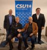 Quelle: A. Klug - hinten links Dr. Christian Alex Ehrenvorsitzender GPA und Stellv. Landesvorsitzender SEN-Union Bayern, Bürgermeisterbewerber und Ortsvorsitzender Alexander Klug v. l.: Kreisvorsitzender SEN-Erding Arnold Kronseder, Ortsvorsitzender SEN-D