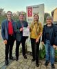 Quelle: Förderverein - v.l. Thomas Gobmaier (Vorsitzender Förderverein), Thomas Speyerer (stellv. Vorsitzender Förderverein), Monika Stangl und Kerstin Rozeboom (Schatzmeisterin Förderverein) bei der Spendenübergabe.